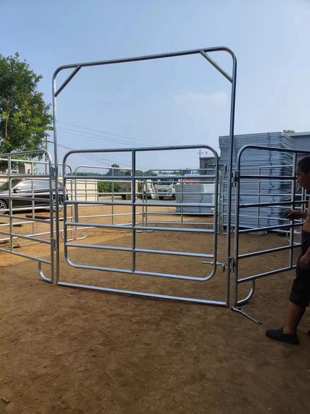 AnPing LaiDi Wire Mesh Products Co.,Ltd manufacturer production line