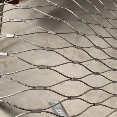 304 Stainless Steel Wire Rope Mesh with 7x19 Weave Style for Durable and Rust-Proof Protective Fencing