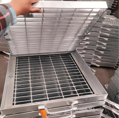 ASTM A1011 Galvanized Sheet Steel Grating Anti Rust Drainage Trench Cover 30mm